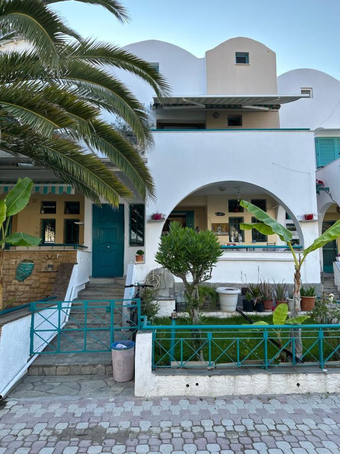 Emerald Seaside Apartment In Pefkohori Пефкохори Екстериор снимка