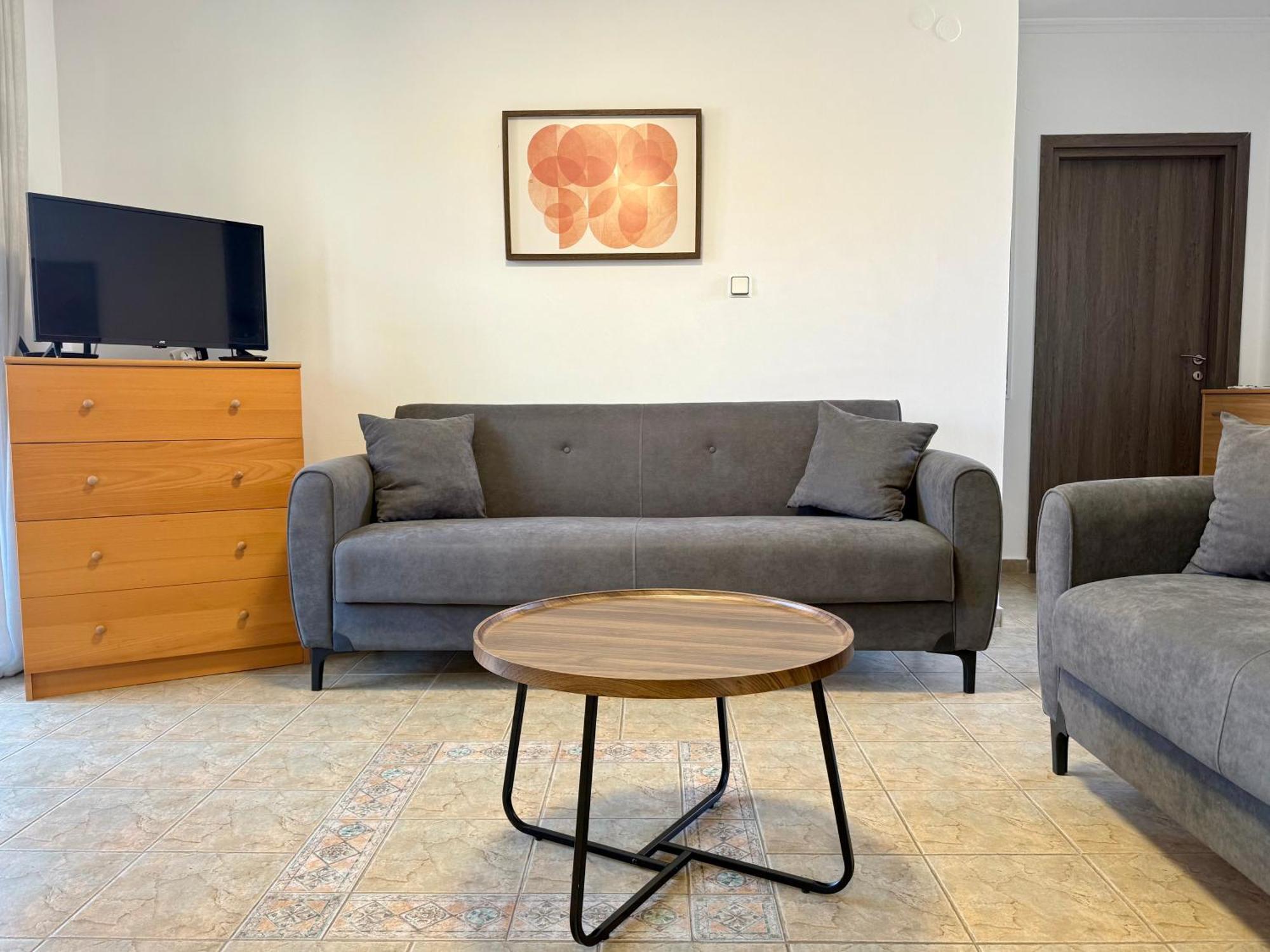 Emerald Seaside Apartment In Pefkohori Пефкохори Екстериор снимка