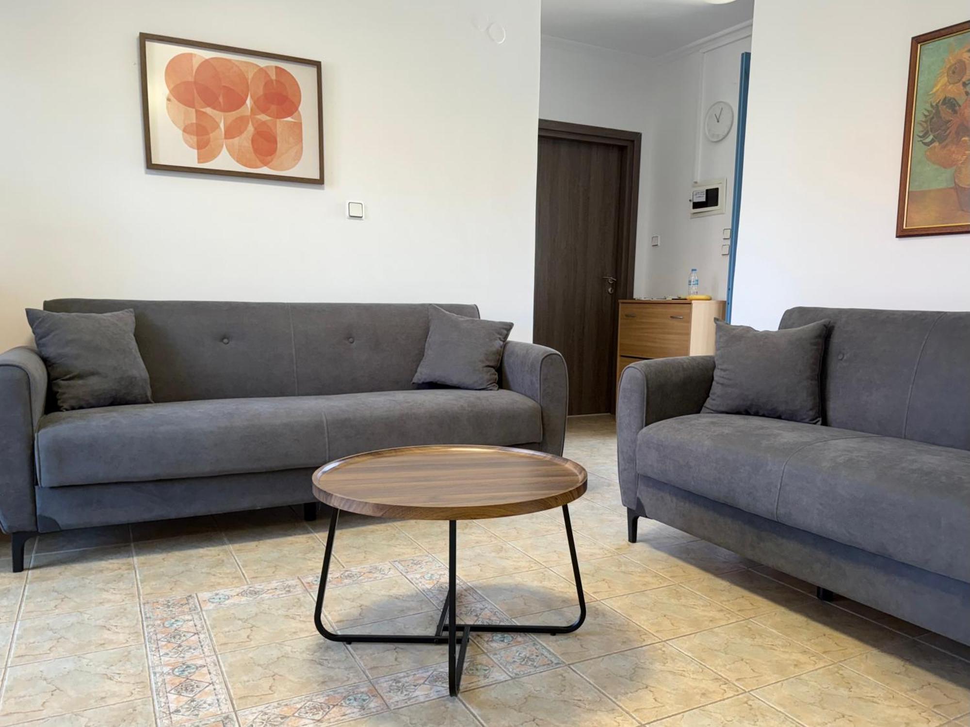 Emerald Seaside Apartment In Pefkohori Пефкохори Екстериор снимка